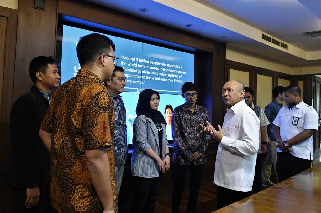 Menteri Koperasi dan UKM Gandeng Start Up