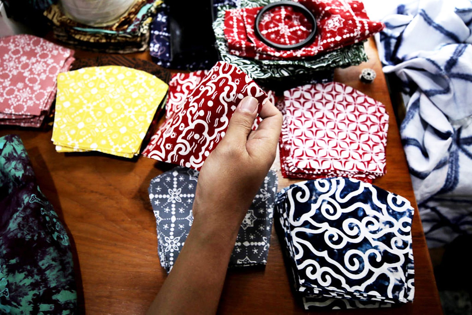 Bertahan di Tengah Pandemi Covid-19