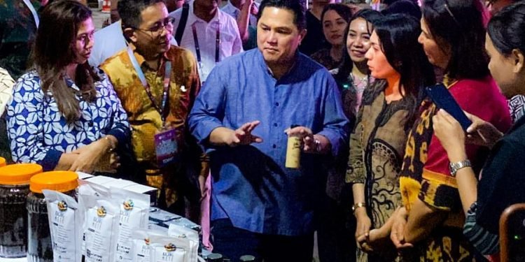 UKM Mitra Binaan BNI Curi Perhatian Erick Thohir di KTT ASEAN Summit 2023