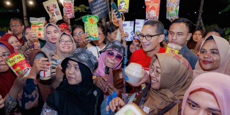 Menparekraf Ajak Komunitas di Sragen Perkuat Inovasi, Kolaborasi, dan Kreativitas