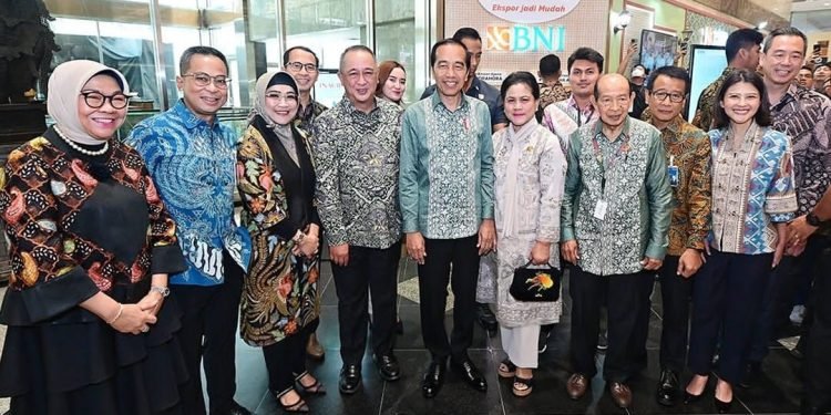 Inacraft On October 2023, Dua UMKM Binaan BNI Xpora Dikunjungi Presiden*