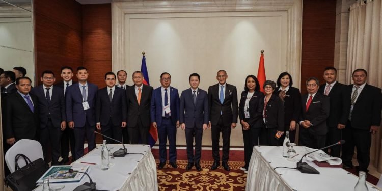 Menparekraf Ajak Laos dan Kamboja Perkuat Kerja Sama Promosi Situs Budaya