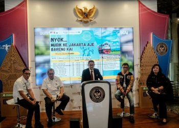 Kemenparekraf Kolaborasi dengan KAI dan ASTINDO Hadirkan Bundling Paket Wisata Kereta Api