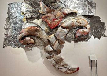 Eksplorasi Material, Medium, dan Teknik dalam “Infinity Yin Yang” oleh Perupa Lini Natalini Widhiasi