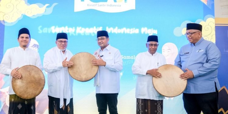 MenEkraf Ajak Santri Ikut Sebarkan Informasi Bahaya Judi Online Melalui Konten Digital