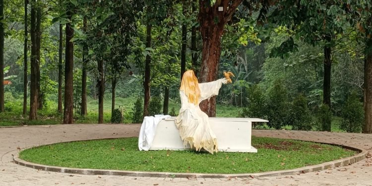 Pameran Seni Rupa: Imajinasi Membentuk Realita