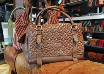 Tas Kulit Premium Buatan Tangan Lokal