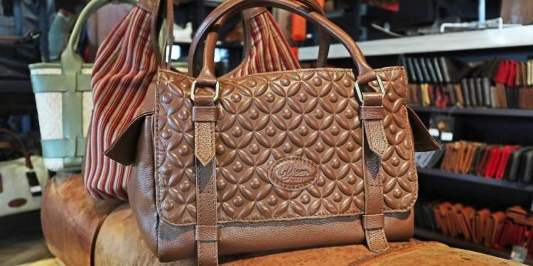 Tas Kulit Premium Buatan Tangan Lokal