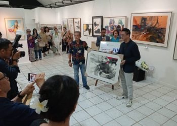 Pameran Lukisan: Enigma of Color