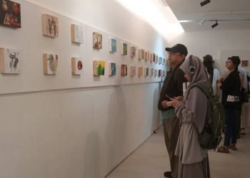 500 Lebih Pelukis Gelar Pameran Bersama Bertajuk Kecil Itu Keren