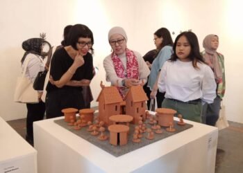 Seni Keramik Dari Masa Ke Masa