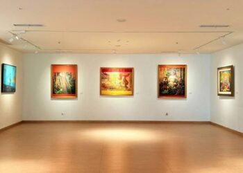 ARTOTEL Batam Hadirkan Pameran “Lost Boy in Wonderland” Karya Alexander Chris