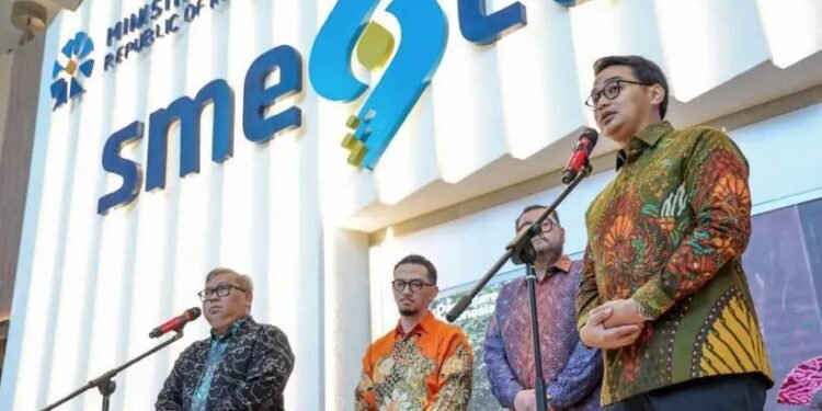 Pemerintah Batasi Penjualan Baju Bekas Impor Ilegal di E-Commerce