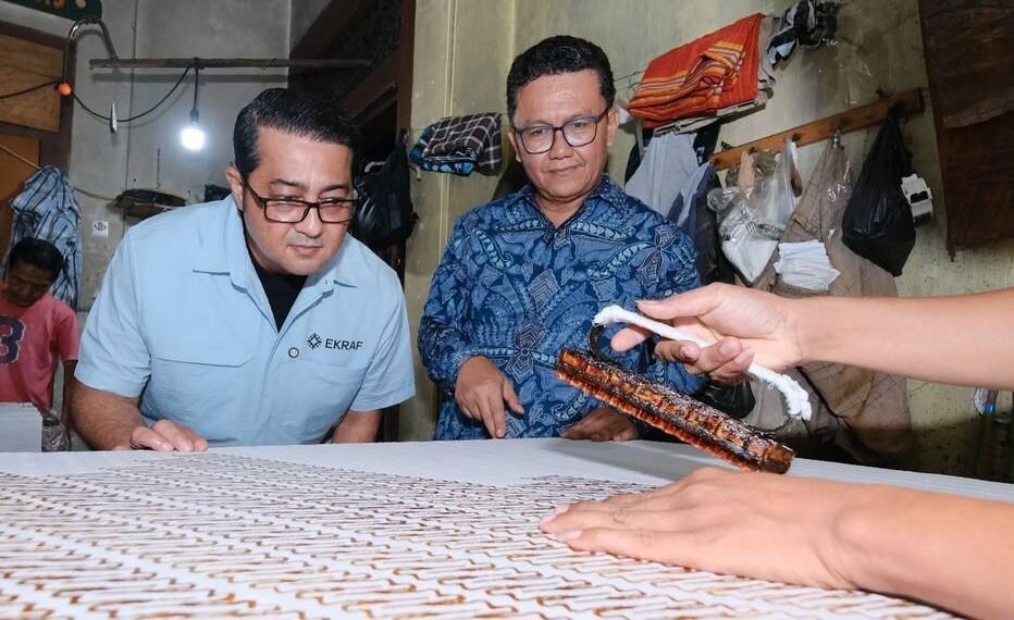 Menteri Ekraf Tinjau Kampung Batik Kauman dan Solo Night Market Saat Libur Nataru