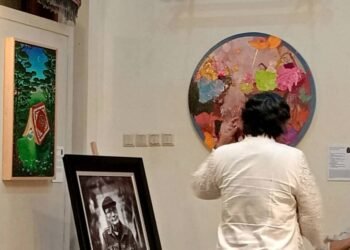 Ketika Tafsir-Tafsir Sapardi Djoko Damono Mewujud dalam Kanvas