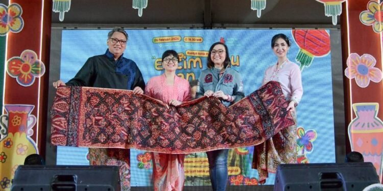 Perempuan Kreatif dan Panggung Imlek: Ekraf Dorong Produk Lokal Tembus Pasar Global