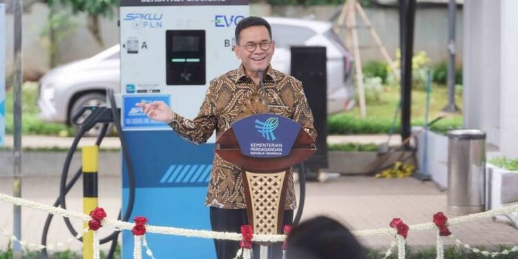 Kemendag Resmikan SPKLU, Dorong Ekosistem Kendaraan Listrik dan Sinergi UMKM