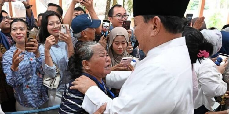 Open House Lebaran di Istana, Warga Antusias Bertemu Presiden