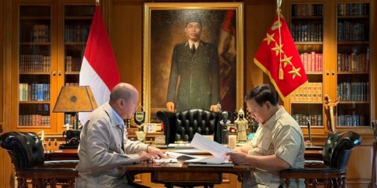 Prabowo Bahas Hilirisasi dan Investasi di Hambalang