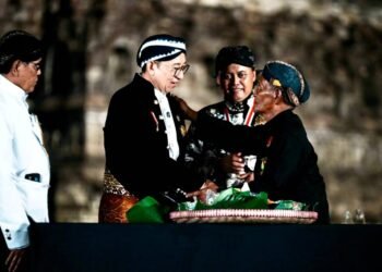 Kirab Pusaka di Borobudur, Pemerintah Tegaskan Warisan Budaya sebagai Tradisi Hidup
