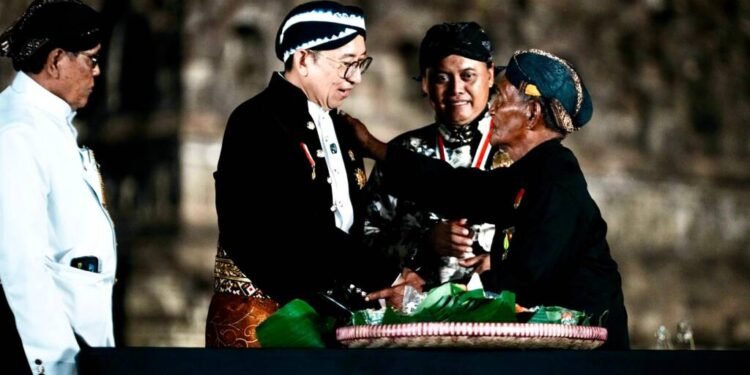 Kirab Pusaka di Borobudur, Pemerintah Tegaskan Warisan Budaya sebagai Tradisi Hidup
