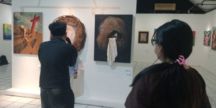 Menafsir Cahaya Iman Melalui Seni