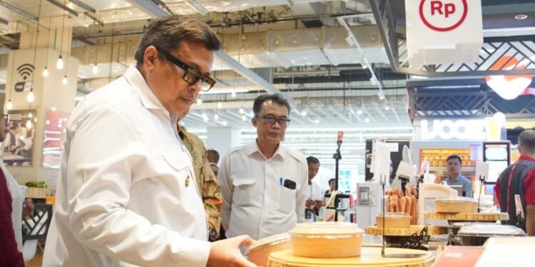 Gelar Pengawasan Produk di Ritel Modern, BPJPH Dorong Kesiapan Pelaku Usaha Sambut Wajib Halal Oktober 2026