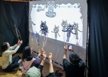 Pertunjukan Aniwayang di Museum Nasional, Wamen Ekraf Soroti Potensi Ekonomi Wayang