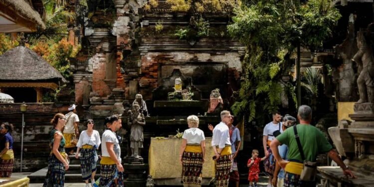 Pariwisata Tumbuh di Tengah Geopolitik Global, Kunjungan Wisman Naik 10,5 Persen di Triwulan Pertama 2026
