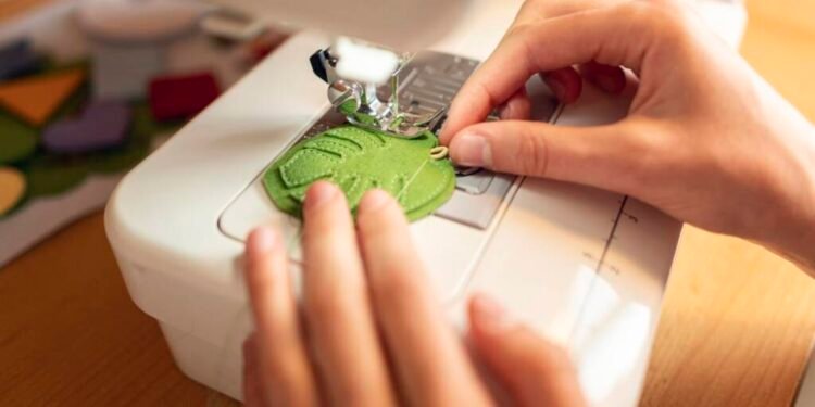 Dari Merajut hingga Keramik, Crafting Membantu Menenangkan Pikiran