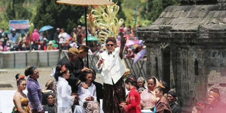 Kunjungan Wisman Tembus 4,68 Juta hingga April 2026, Pariwisata Harus Bisa Menggerakkan Ekonomi Rakyat