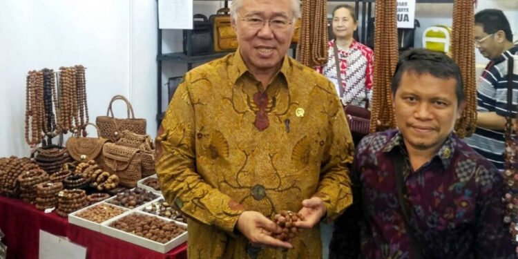 Mengolah Jenitri, Mengejar Pasar Dunia