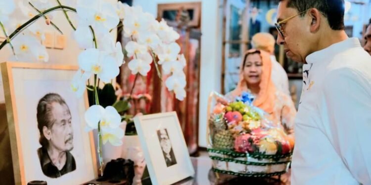 Fadli Zon Kenang Nasirun, Maestro Seni Rupa yang Tak Berhenti Berkarya