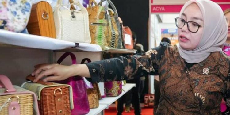 Wamenkop Sebut Tantangan Koperasi Menembus Pasar Global
