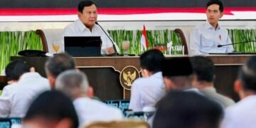 Prabowo Minta Kabinet Solid, Akui Masih Banyak Kelemahan