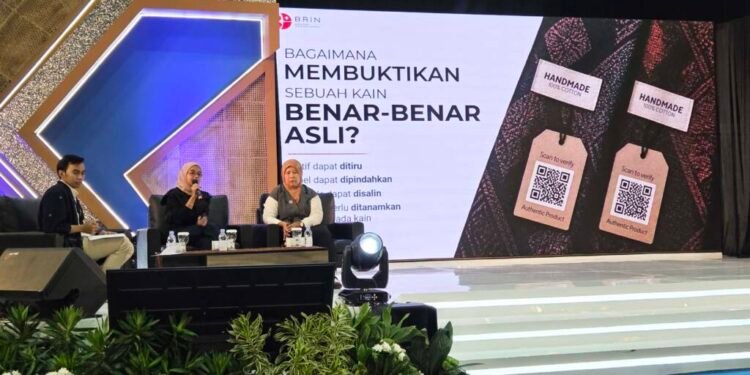 Sinergi Sains dan Tradisi, BRIN Paparkan Inovasi Tekstil di Craft Talk INACRAFT