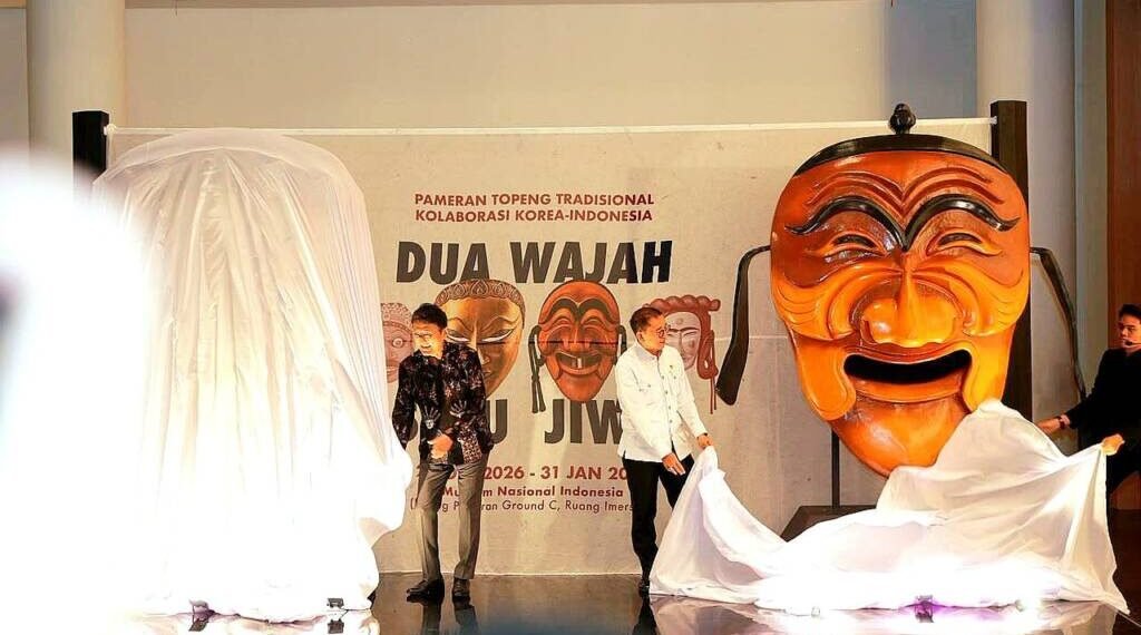 Fadli Zon Buka Pameran Topeng Indonesia-Korea di Museum Nasional