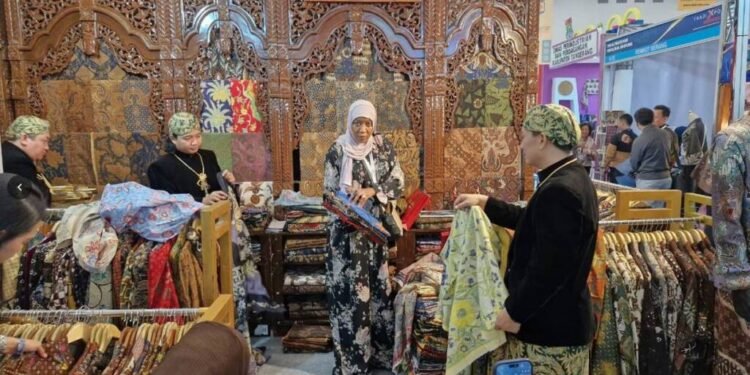 Batik Lanang Andalkan Motif Sogan Klasik Solo di Trade Expo Indonesia 2026