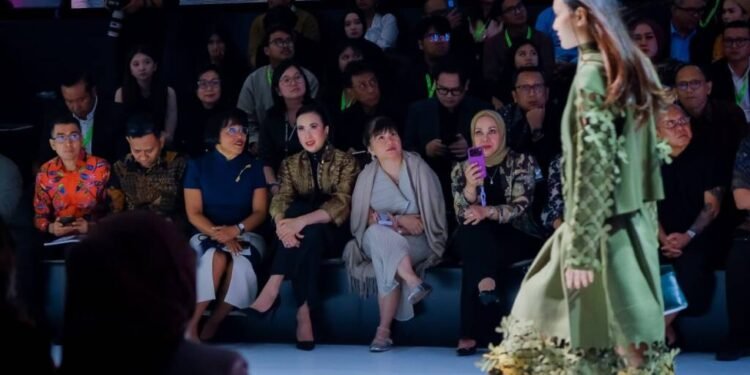 Jakarta Fashion Week 2027 Dibuka, 100 Karya Desainer Indonesia dan Internasional Tampil